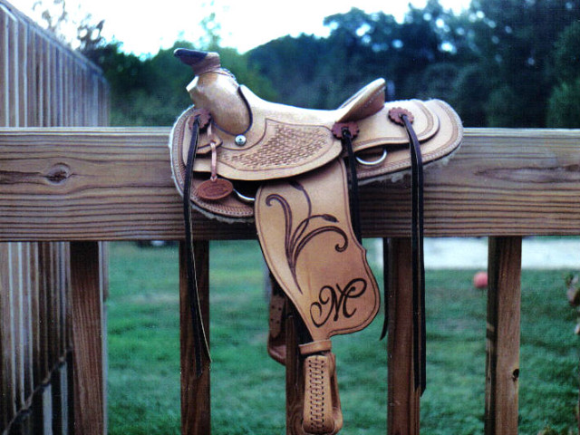 Saddle
